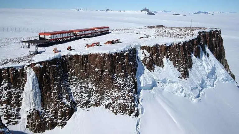 Read more about the article Scientists Trapped In Antarctica Cry For Help As Violence Breaks Out (Photos)