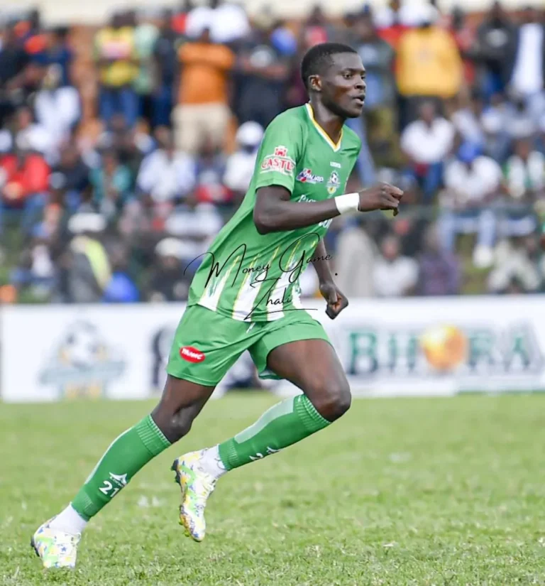 Read more about the article Zimbabwean Football Star Reportedly Fakes Injury To Spend Time With Girlfriend