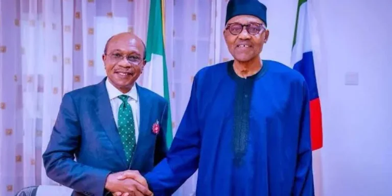 Read more about the article Court Strikes Out N1 bn Suit Against Former President Buhari, Emefiele
