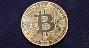 Read more about the article Tariff: Bitcoin Continues Decline To $77k