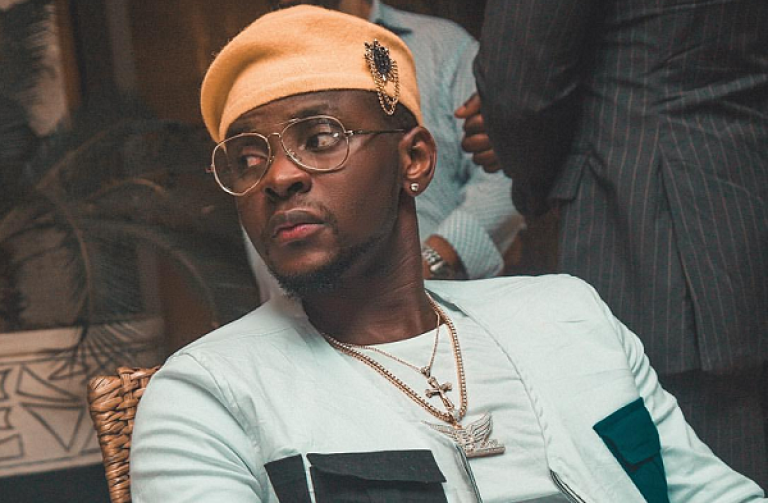 Read more about the article Pls Stop Begging Me For Money – Kizz Daniel Tells Nigerians