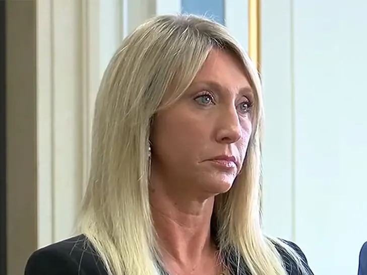 You are currently viewing Ohio Teacher Who Pleaded Guilty To Sex With Student Claims Husband Neglected Her