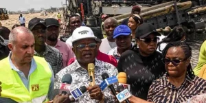 Read more about the article FG To Demolish 700 Houses For Lagos-Calabar Highway