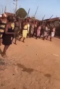 Read more about the article Kogi Women Strip Half-Naked In Protest Over Incessant Killings (Video)
