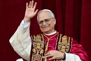 Read more about the article Nigerians Dig Up Photo Of New Pope In Nigeria