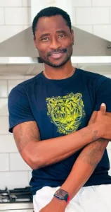 Read more about the article Gay Rights Activist, Bisi Alimi Tackles Lagos Gay Men