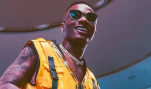 Read more about the article Wizkid Says His Daughter Looks Just Like His Late Mom
