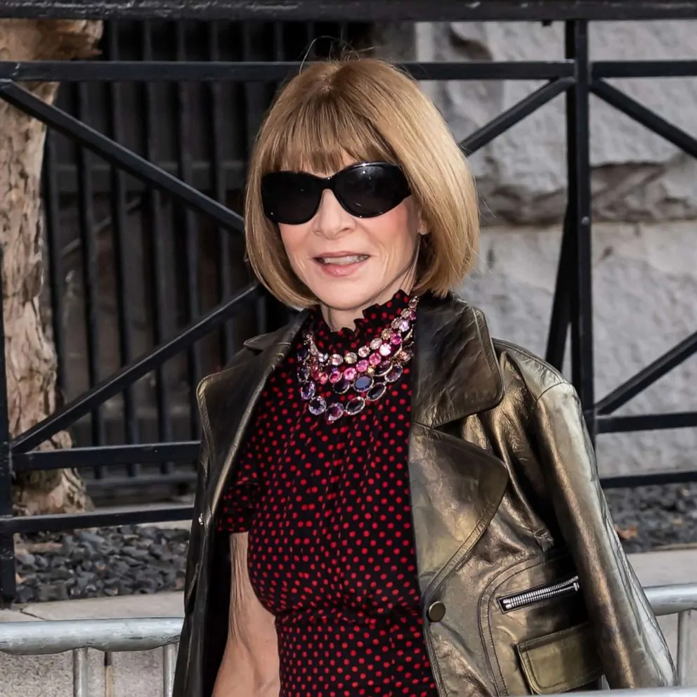 You are currently viewing Anna Wintour Steps Down As Editor-In-Chief Of Vogue After 37 Years
