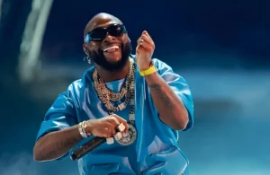Read more about the article “Na Your Papa Business” – Davido Responds To X User Who Says He’s Promoting Cultism
