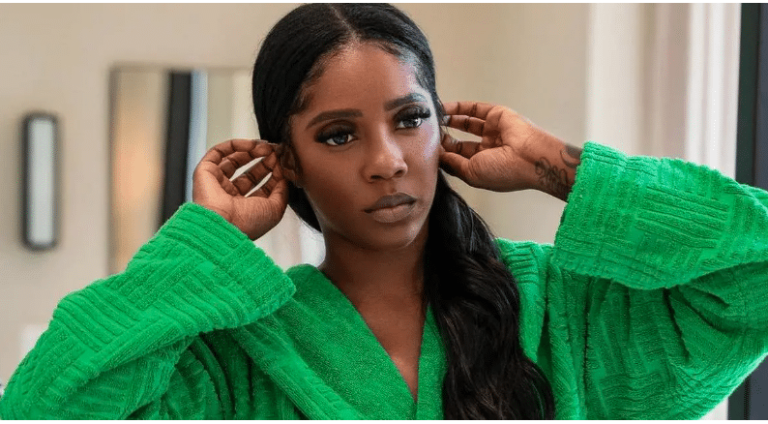 Read more about the article ‘I Will Not Be Responsible If You Lose Your Money’ – Tiwa Savage Warns As She Cuts Ties With Manager