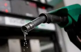 Read more about the article Dangote Refinery Slashes Petrol Price To N840