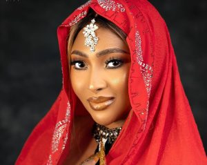 Read more about the article Never Betray A Friend For Your Own Benefit – Lilian Esoro Writes