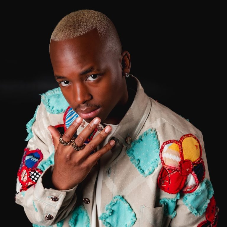 Read more about the article Ciza, Omah Lay & Tems – Isiaka II (6AM)