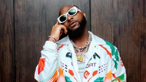 You are currently viewing Davido Performs With You To Close Out Sold-Out Agganis Arena Concert