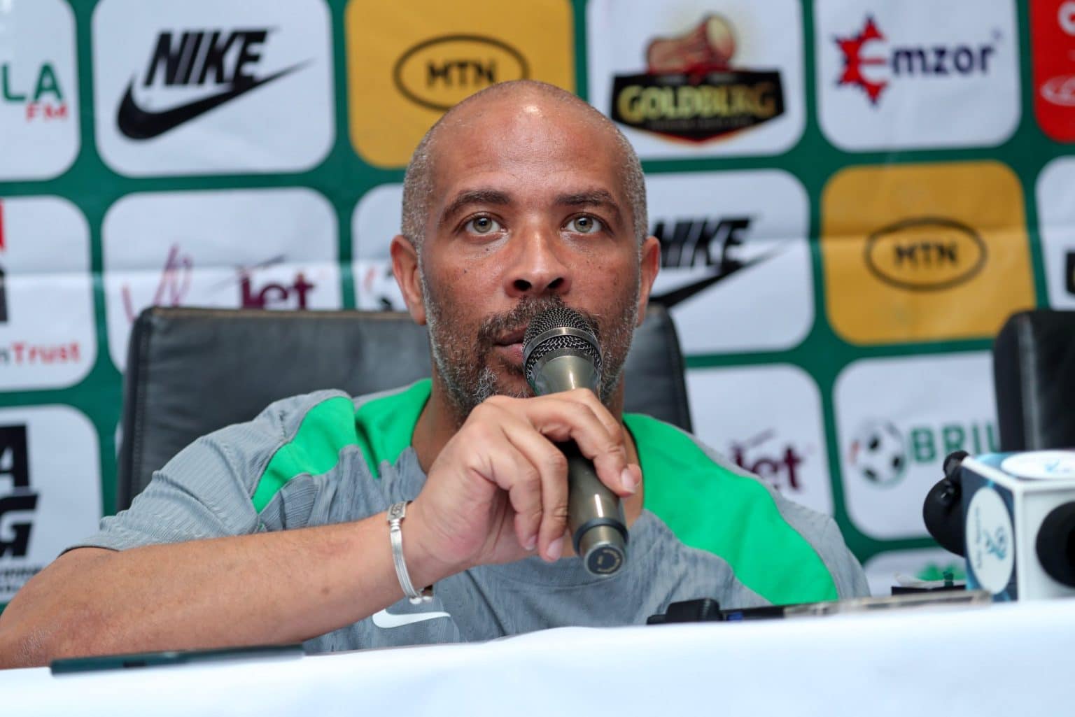 Read more about the article Chelle, Appiah Talk Tough Ahead of Nigeria Vs Sudan Decider At African Nations Championship