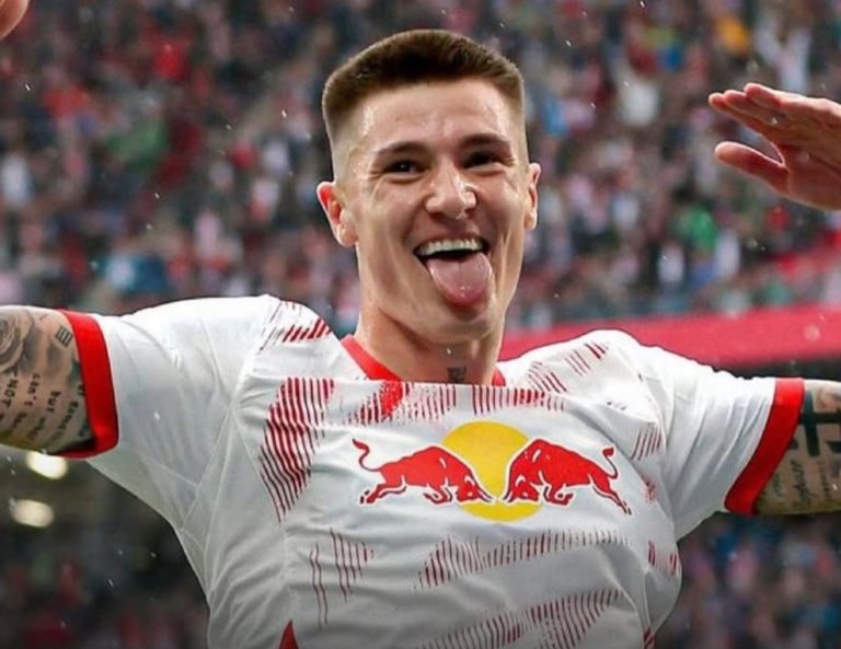 Read more about the article Manchester United Submit €85m Bid for Benjamin Sesko, Man City Secure New Deals, Feyenoord Sign Ahmedhodzic