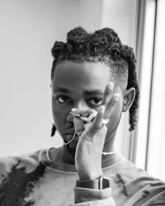 Read more about the article Omah Lay Earns First Diamond Certification In France With Soso