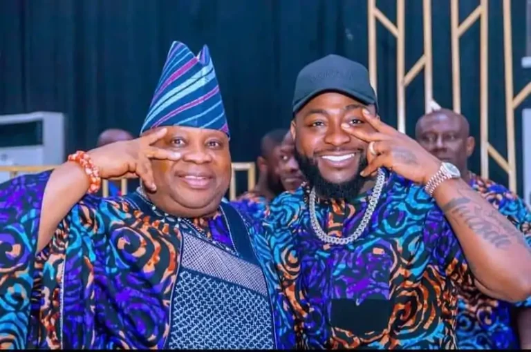 Read more about the article Governor Adeleke Travels To The US For Davido And Chioma’s Wedding