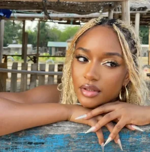 Read more about the article Ayra Starr Reveals Her Rap GOATs: Nicki, Jay-Z, Kendrick & Andre 3000