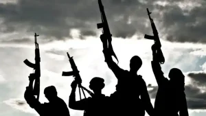 Read more about the article Gunmen Rob Petrol Dealer Of ₦8 Million In Niger State In Daylight Attack