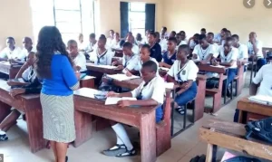 Read more about the article FG’s New Secondary School Curriculum To Feature Journalism, Programming And AI Modules