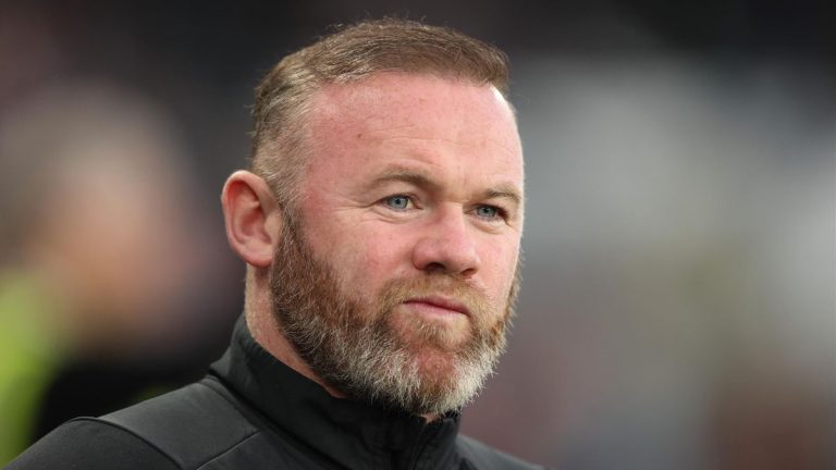 Read more about the article Wayne Rooney Slams Salah, Van Dijk For Poor Leadership During Liverpool’s Slump