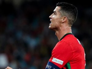 Read more about the article Cristiano Ronaldo Sets Unwanted Record For Most Penalty Misses In Football History [Top Ten]