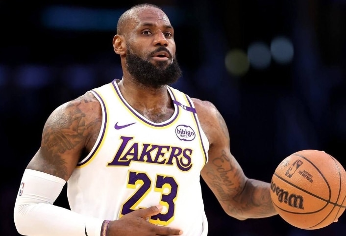 Read more about the article LA Lakers’ LeBron James To Miss Start Of Season After Sciatica Diagnosis
