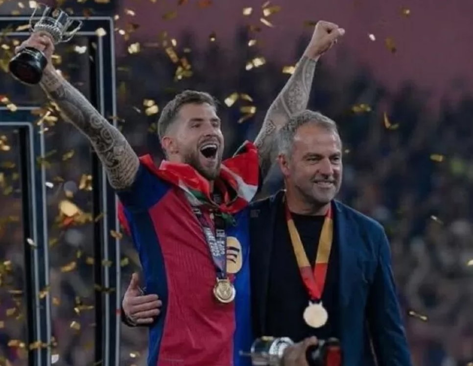 You are currently viewing Iñigo Martínez Opens Up On Leaving Barcelona, His Emotional Talk With Hansi Flick