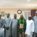 Read more about the article Plateau Governor Rewards Pilgrim With N1m For Returning Missing $5,000 To Owner In Saudi Arabia