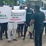 “Fix PDP, Fix Nigeria, Save Our Democracy” – PDP Members Protest At US Embassy