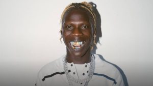 Read more about the article Seyi Vibez Previews Snippet, Tribute To His Late Mum, Amdallah