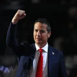 Read more about the article US Senator Proposes Bill To End Dual Citizenship