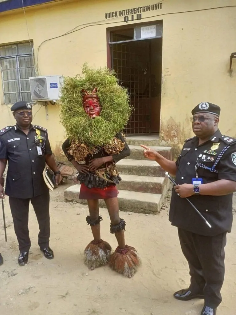 Read more about the article Drama As Masquerade Was Arrested In The Streets Of Akwa Ibom Days After Governor’s Ban