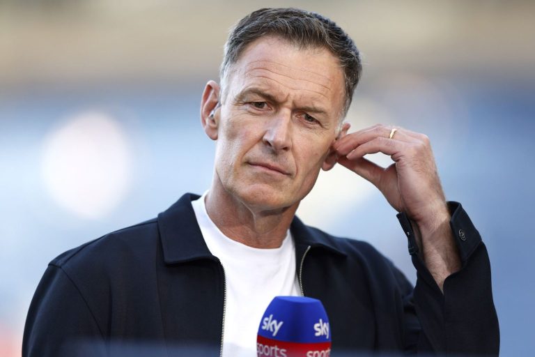 Read more about the article Chris Sutton Tips Newcastle To Beat Chelsea, Makes Other Predictions [Matchday 17 Fixtures]