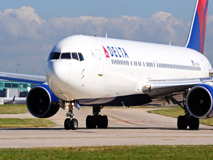 Read more about the article Delta Closes Strong In 2025, Forecasts Growth For 2026